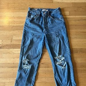 Levi Ribcage Straight Ankle size 27